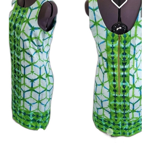 Just...Taylor Dresses & Skirts - Just...Taylor Green Geometric Sleeveless Mini Dress